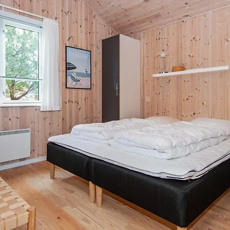 6 Person In Semesterbostad *